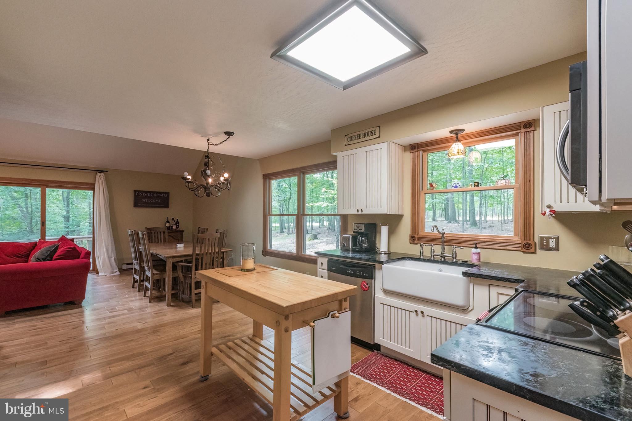 RIVER RIDGE - Residential