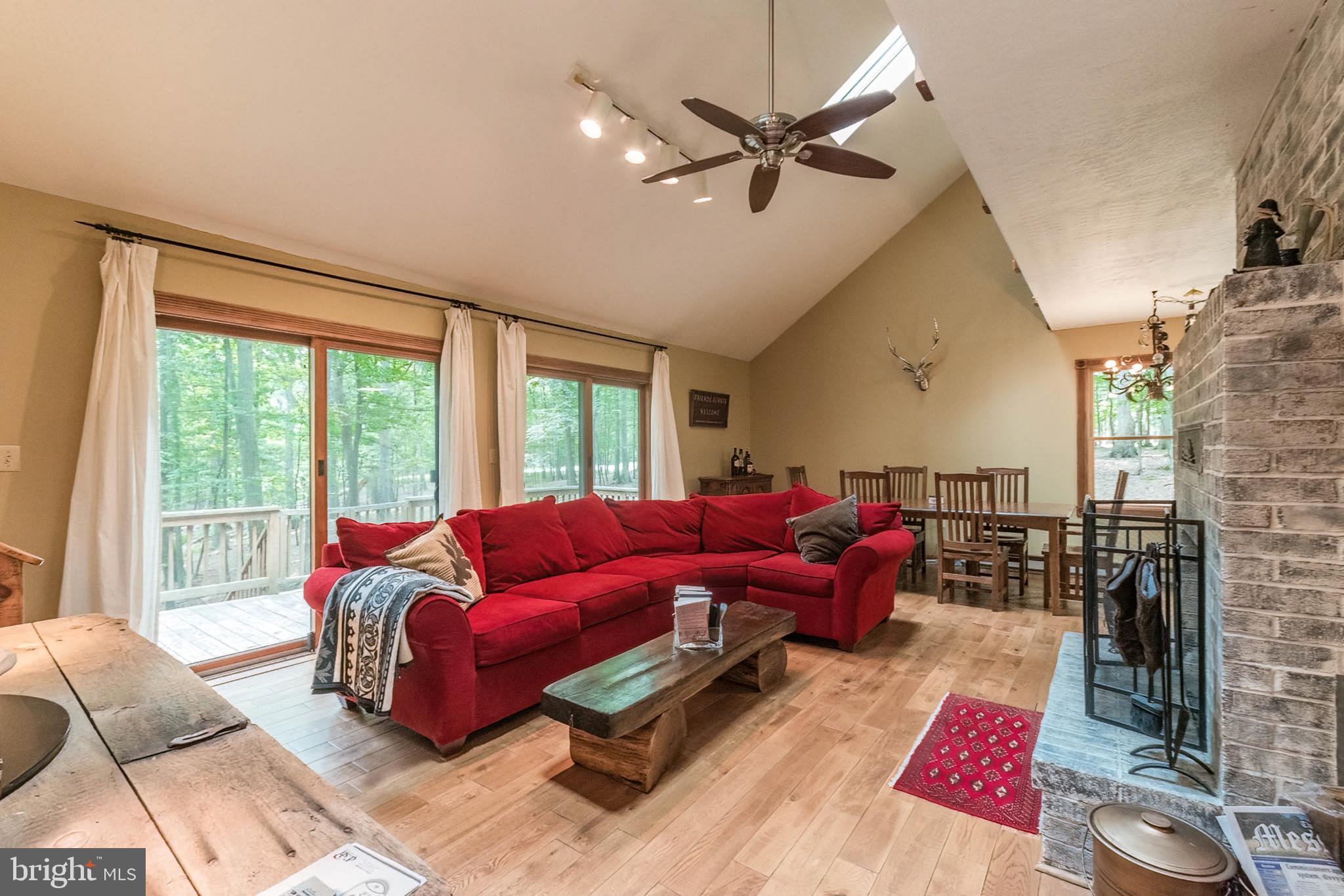 RIVER RIDGE - Residential