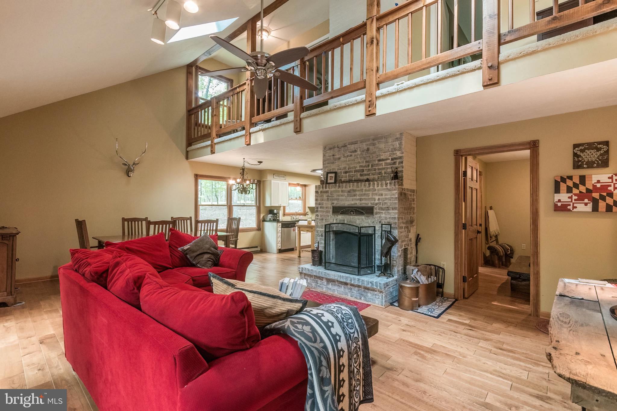 RIVER RIDGE - Residential