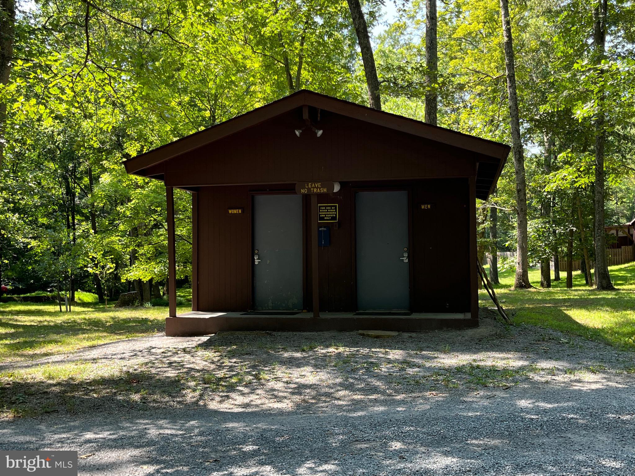 RIVER RIDGE - Residential