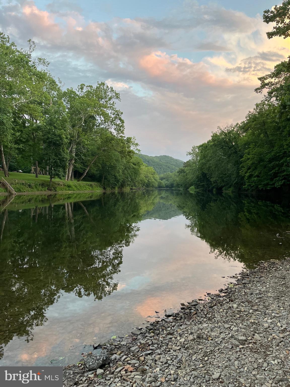 RIVER RIDGE - Residential