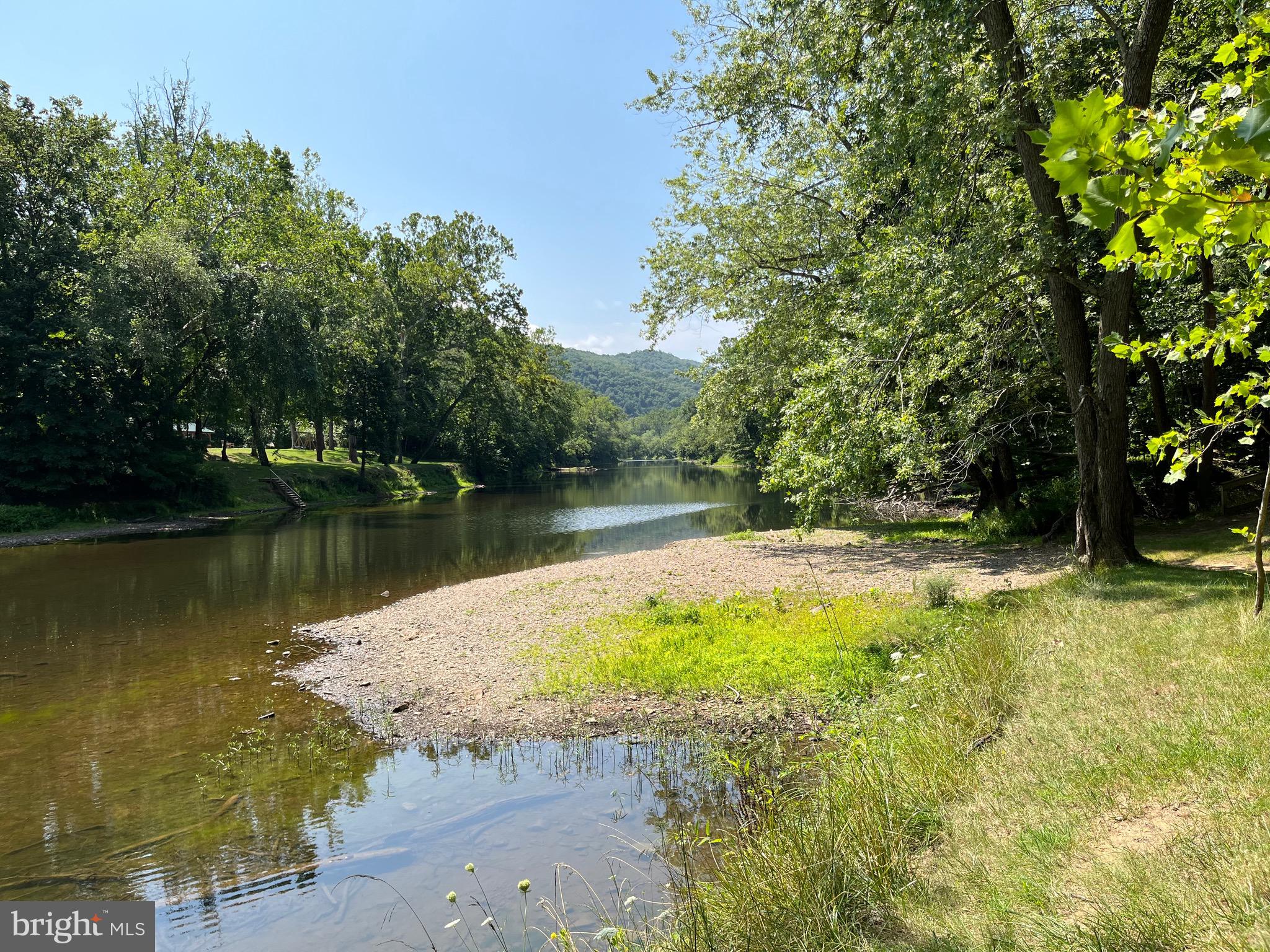 RIVER RIDGE - Residential