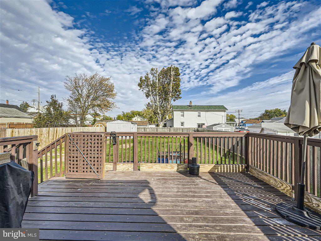 MARLYN MANOR - Residential