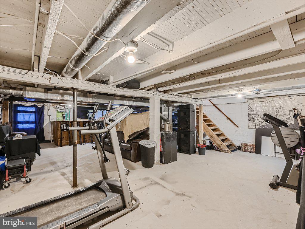 MARLYN MANOR - Residential