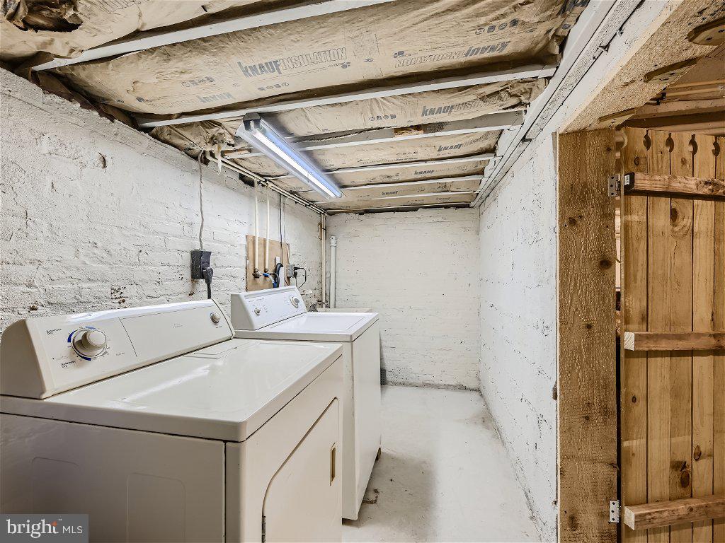 MARLYN MANOR - Residential