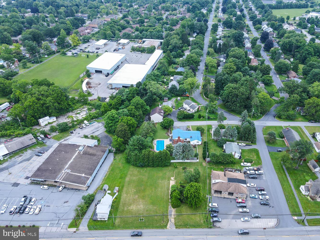 1442 & 1450 W COLLEGE AVENUE