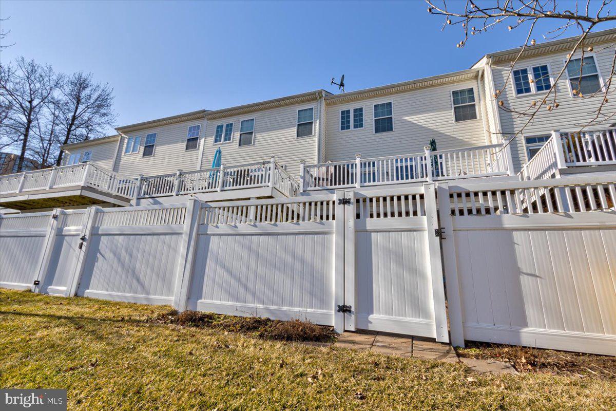 VILLAGES OF DORCHESTER - Residential