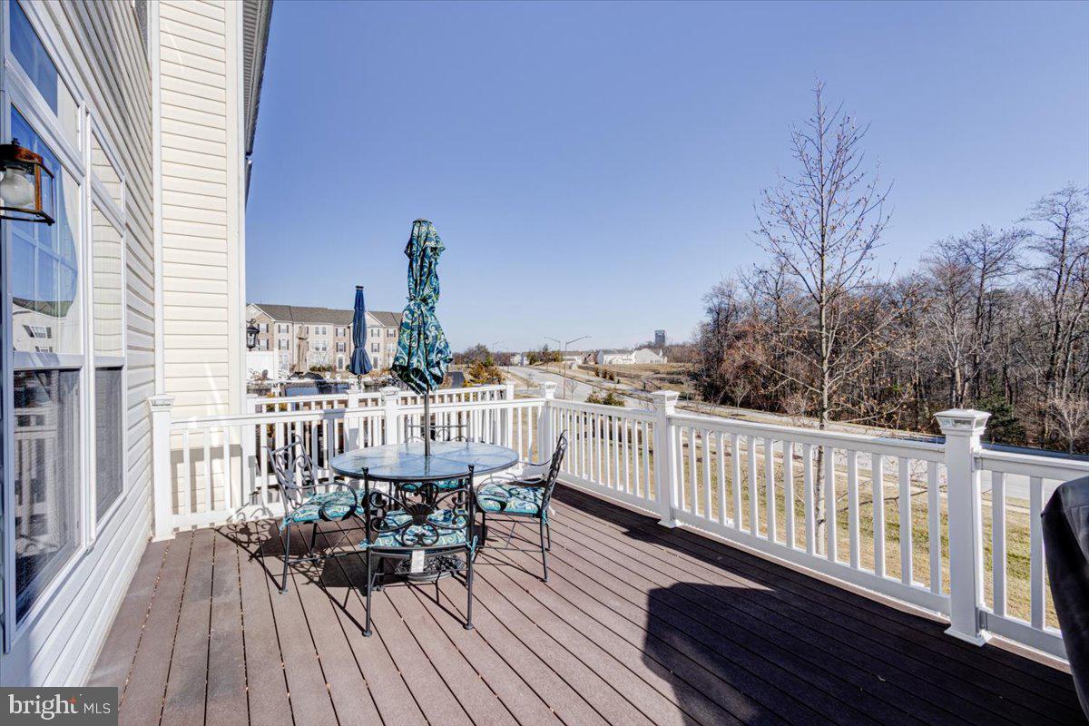 VILLAGES OF DORCHESTER - Residential