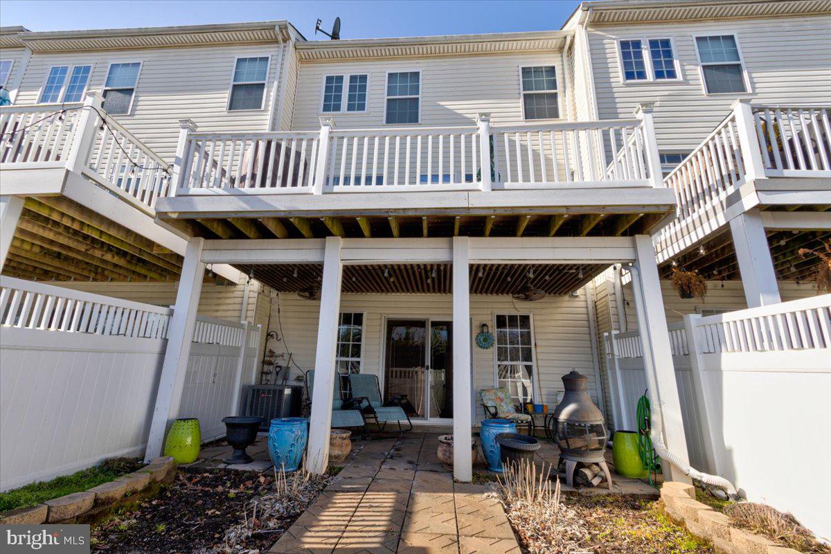 VILLAGES OF DORCHESTER - Residential