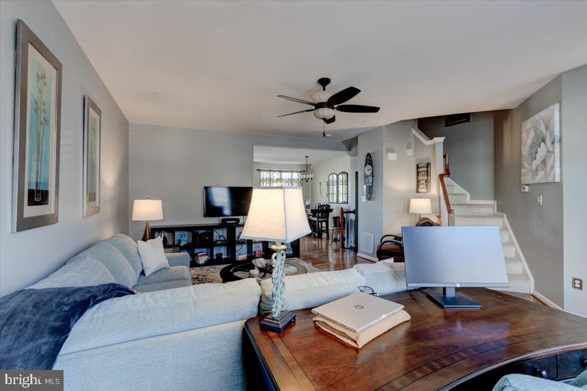 VILLAGES OF DORCHESTER - Residential