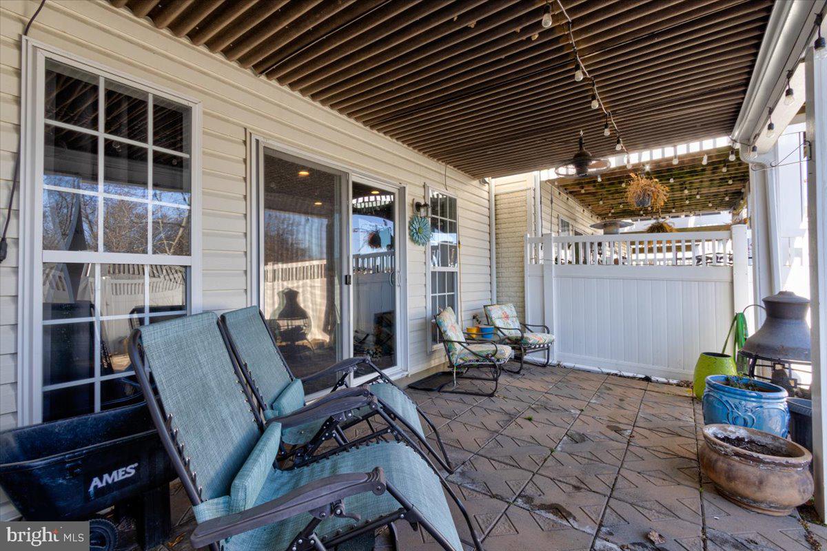 VILLAGES OF DORCHESTER - Residential