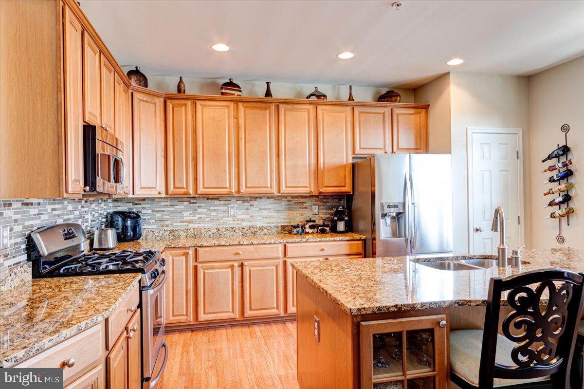 VILLAGES OF DORCHESTER - Residential