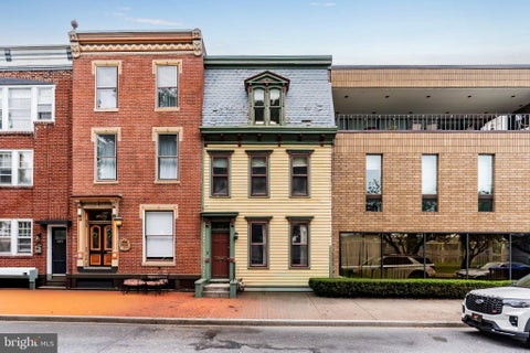 Townhouse For Sale - 593 S Front Street<br/> HARRISBURG, PA 17104