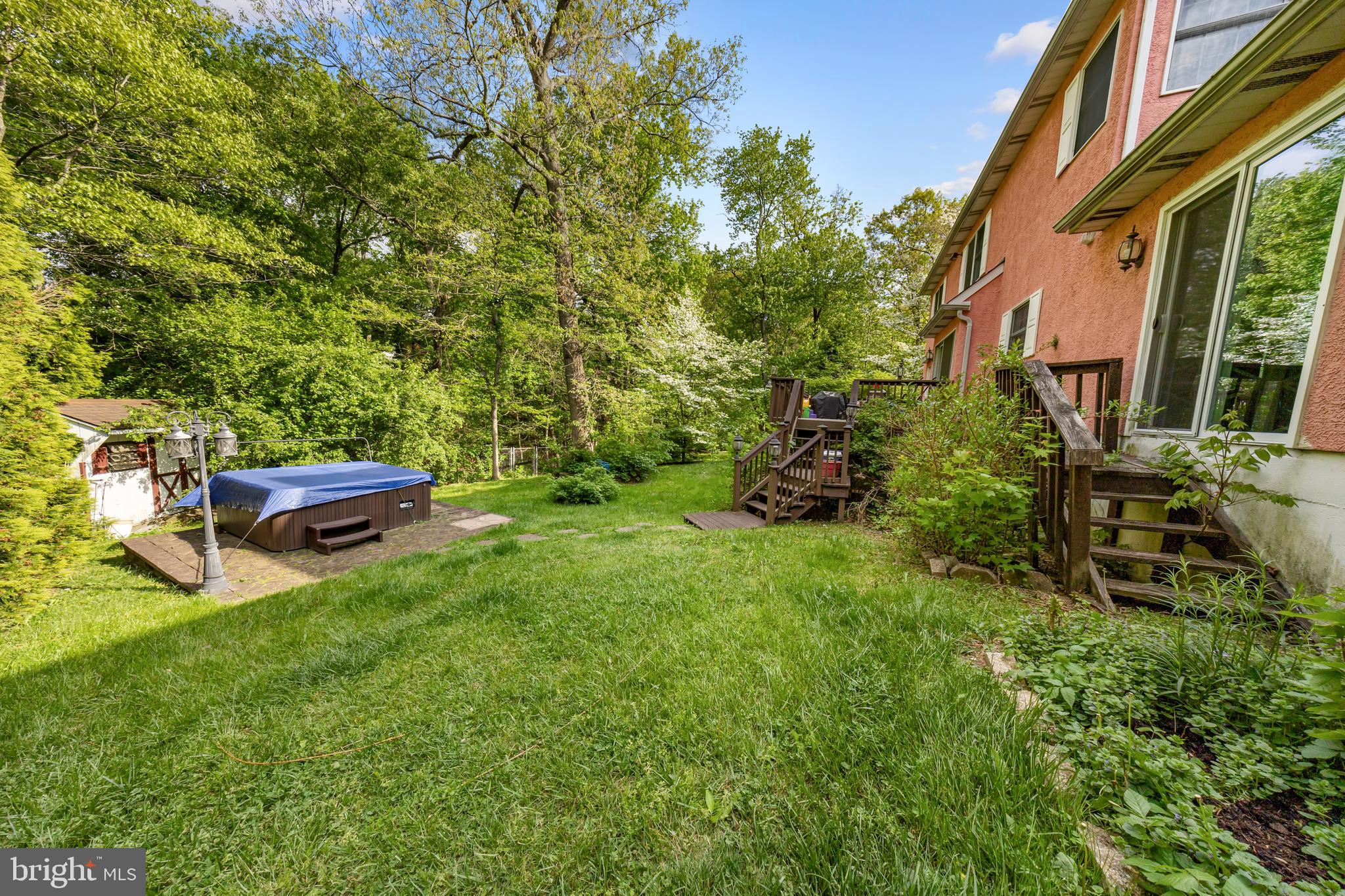 LONGFIELD WOODS - Residential