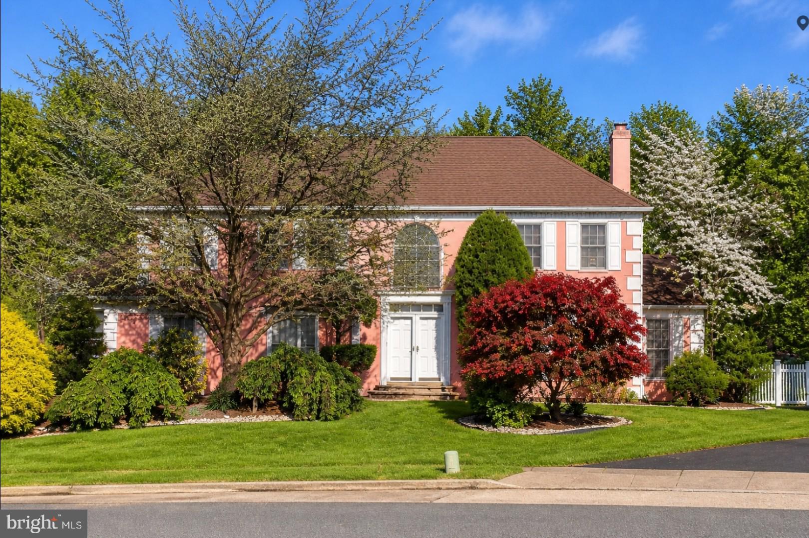 LONGFIELD WOODS - Residential