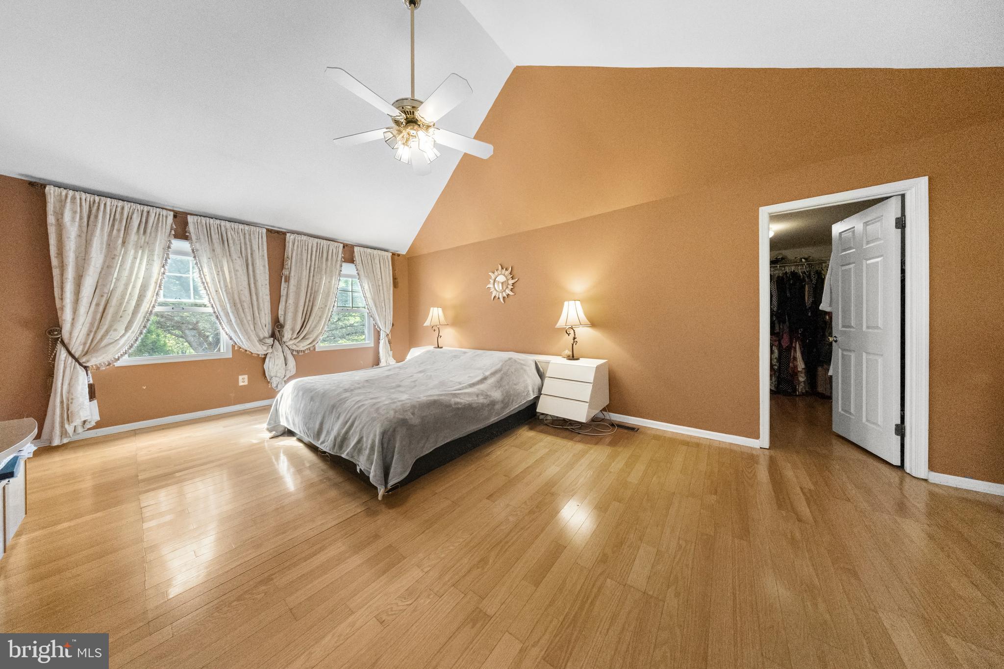 LONGFIELD WOODS - Residential