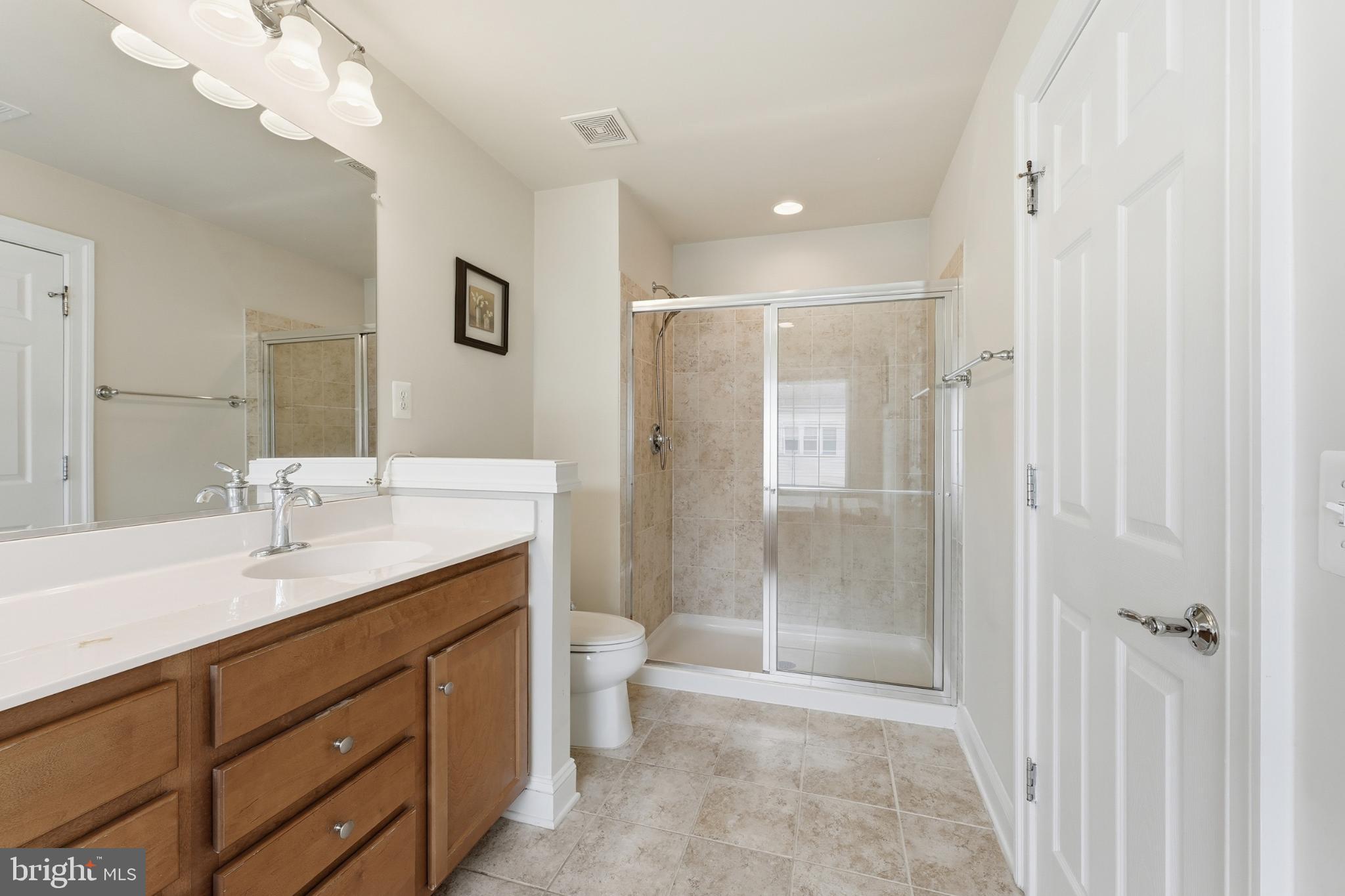 EAST GATE - Residential