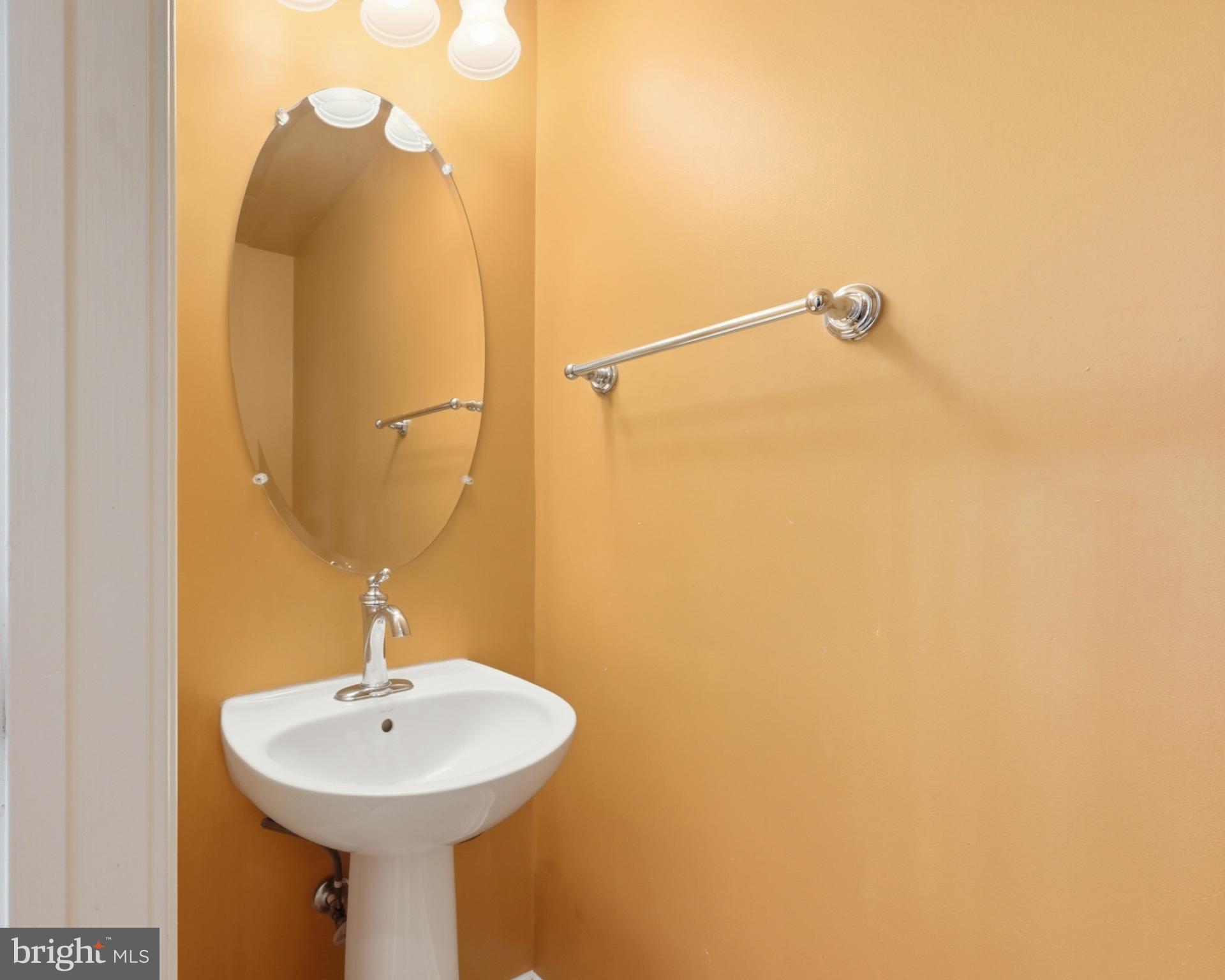 EAST GATE - Residential