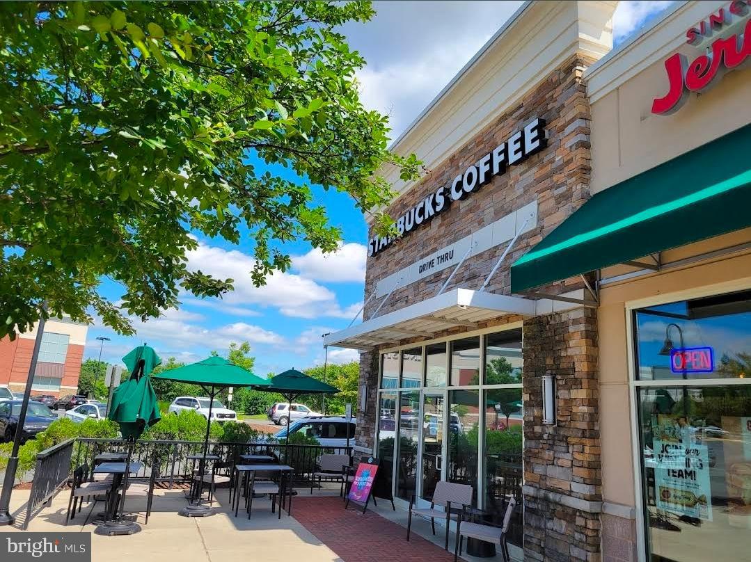 EAST GATE - Residential