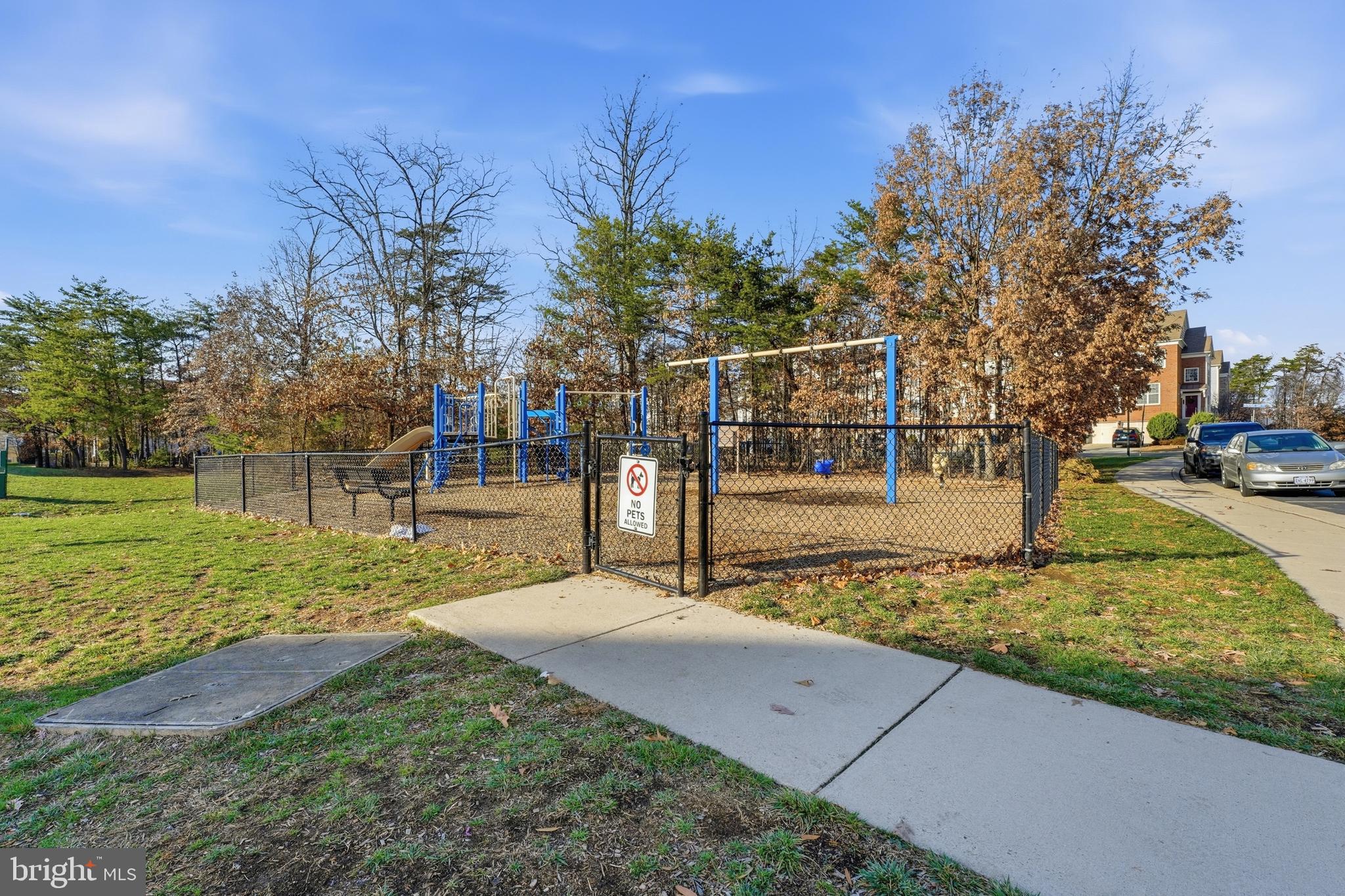 EAST GATE - Residential