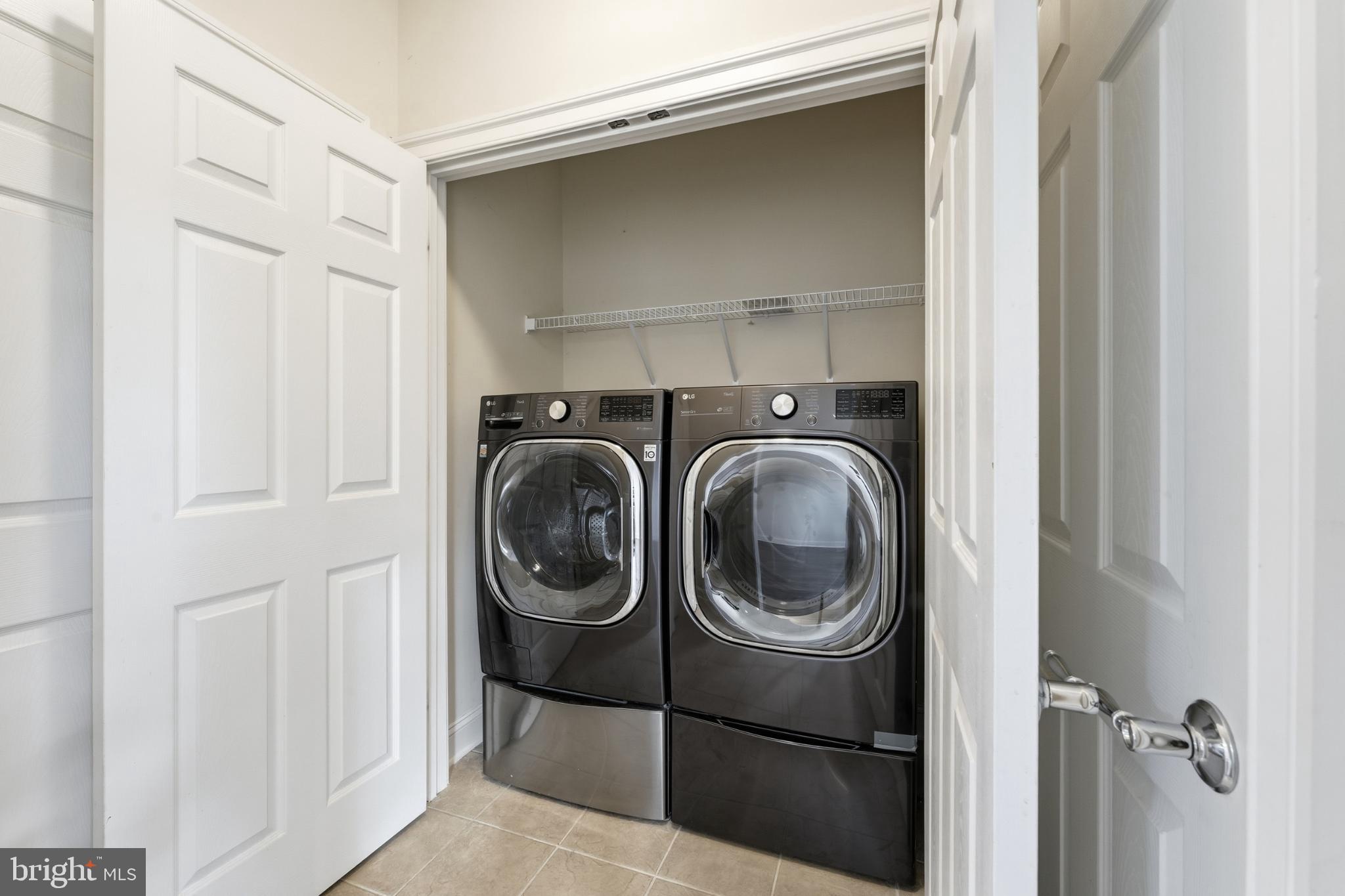 EAST GATE - Residential