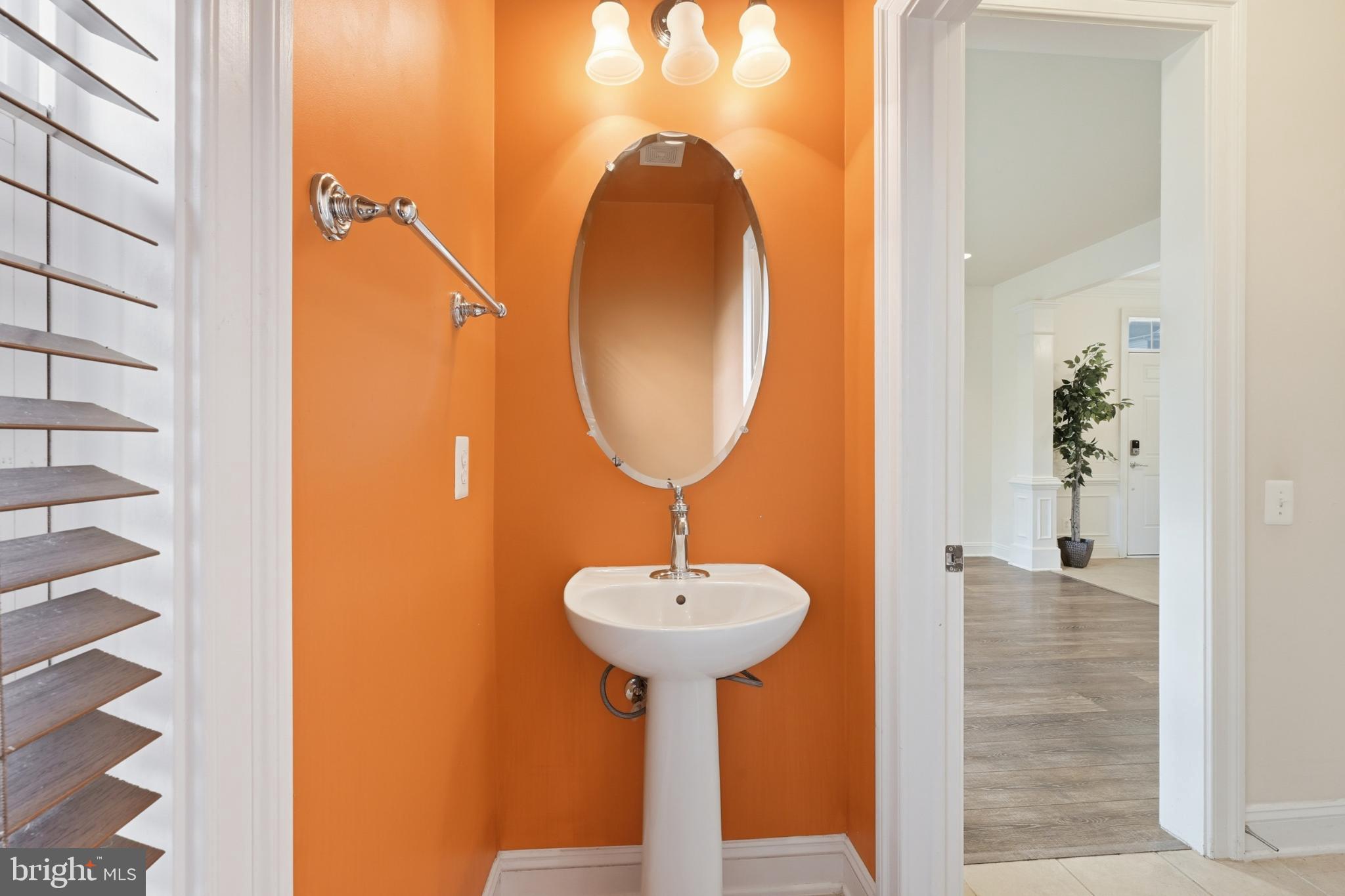 EAST GATE - Residential