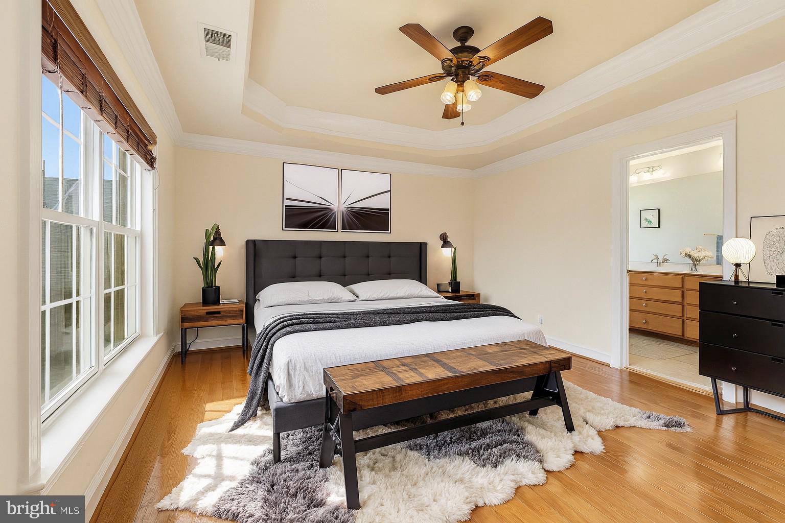 EAST GATE - Residential