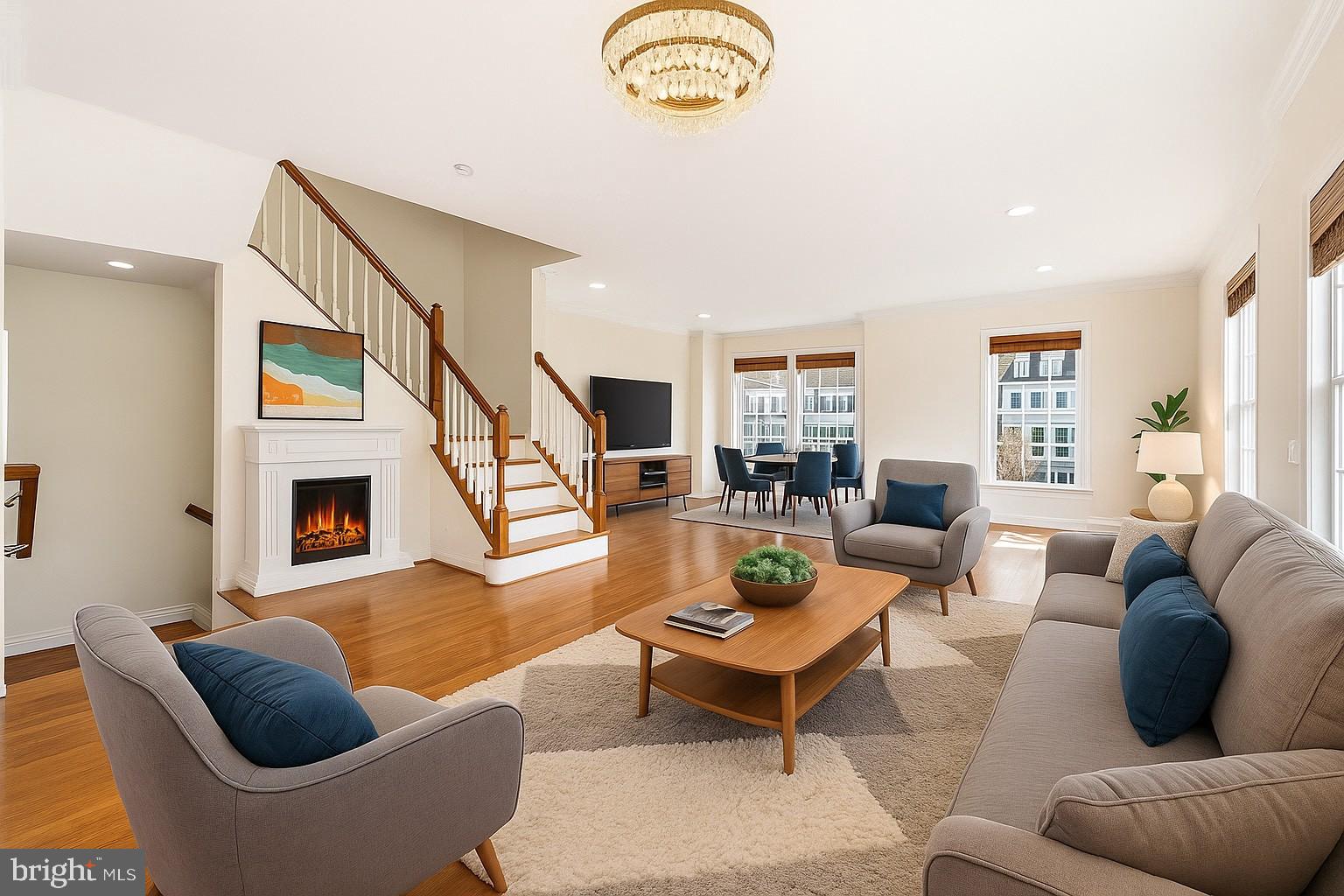 EAST GATE - Residential