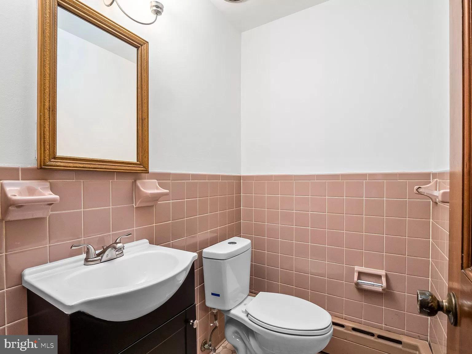 APPLE GROVE - Residential Lease