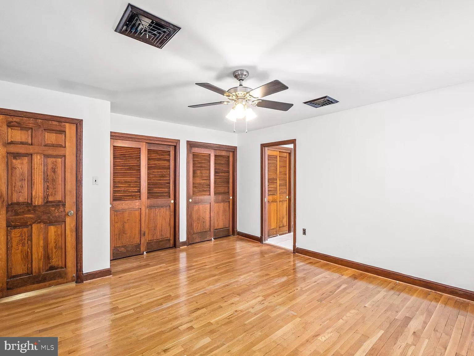 APPLE GROVE - Residential Lease