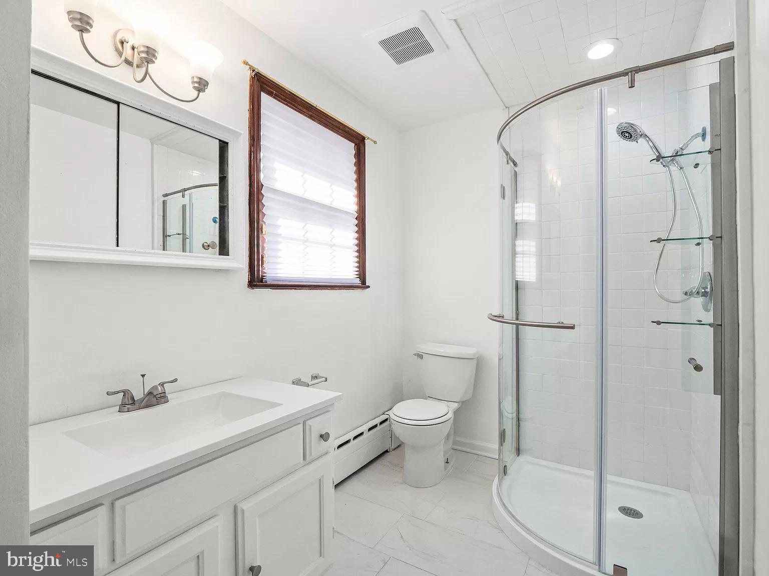 APPLE GROVE - Residential Lease