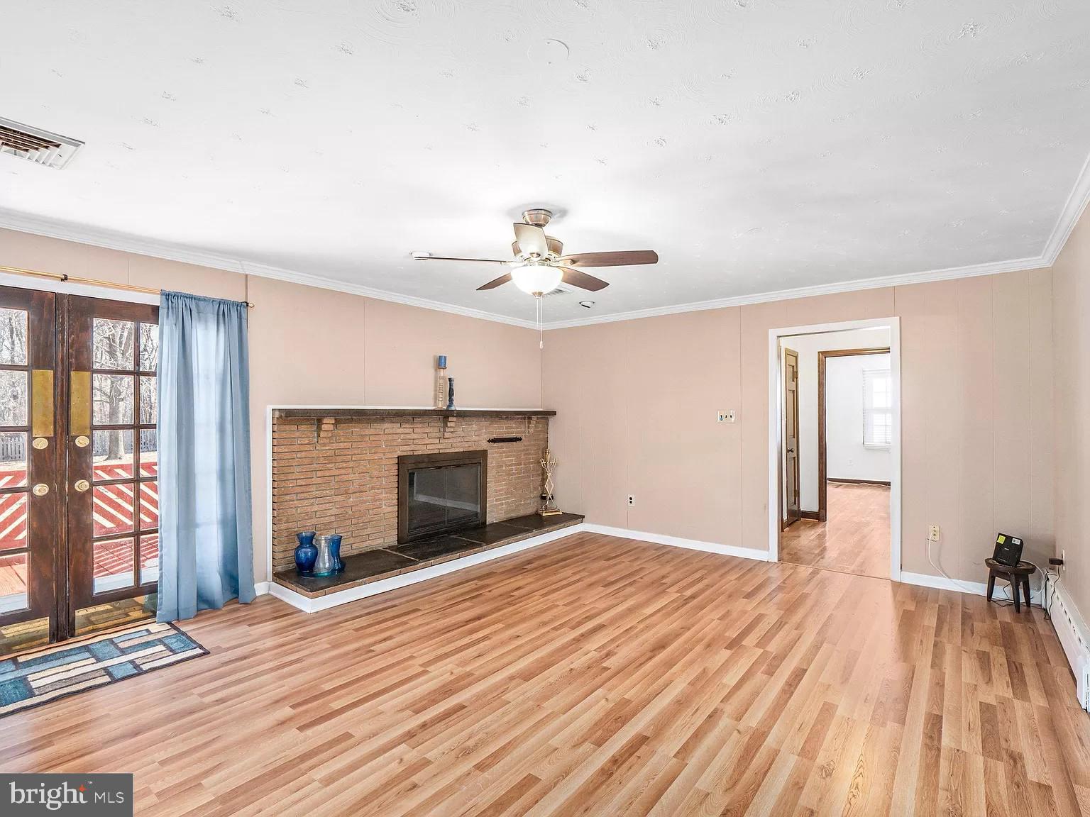 APPLE GROVE - Residential Lease