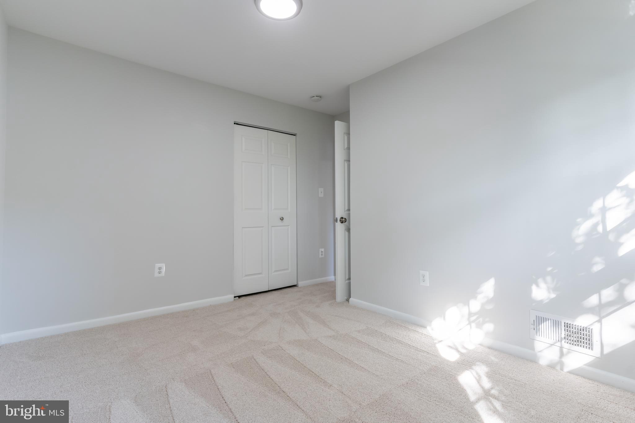 WILLIAMSTOWN - Residential