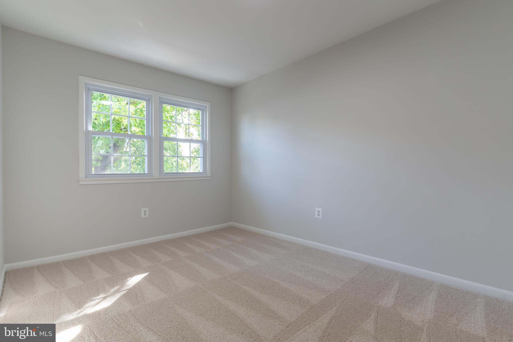 WILLIAMSTOWN - Residential