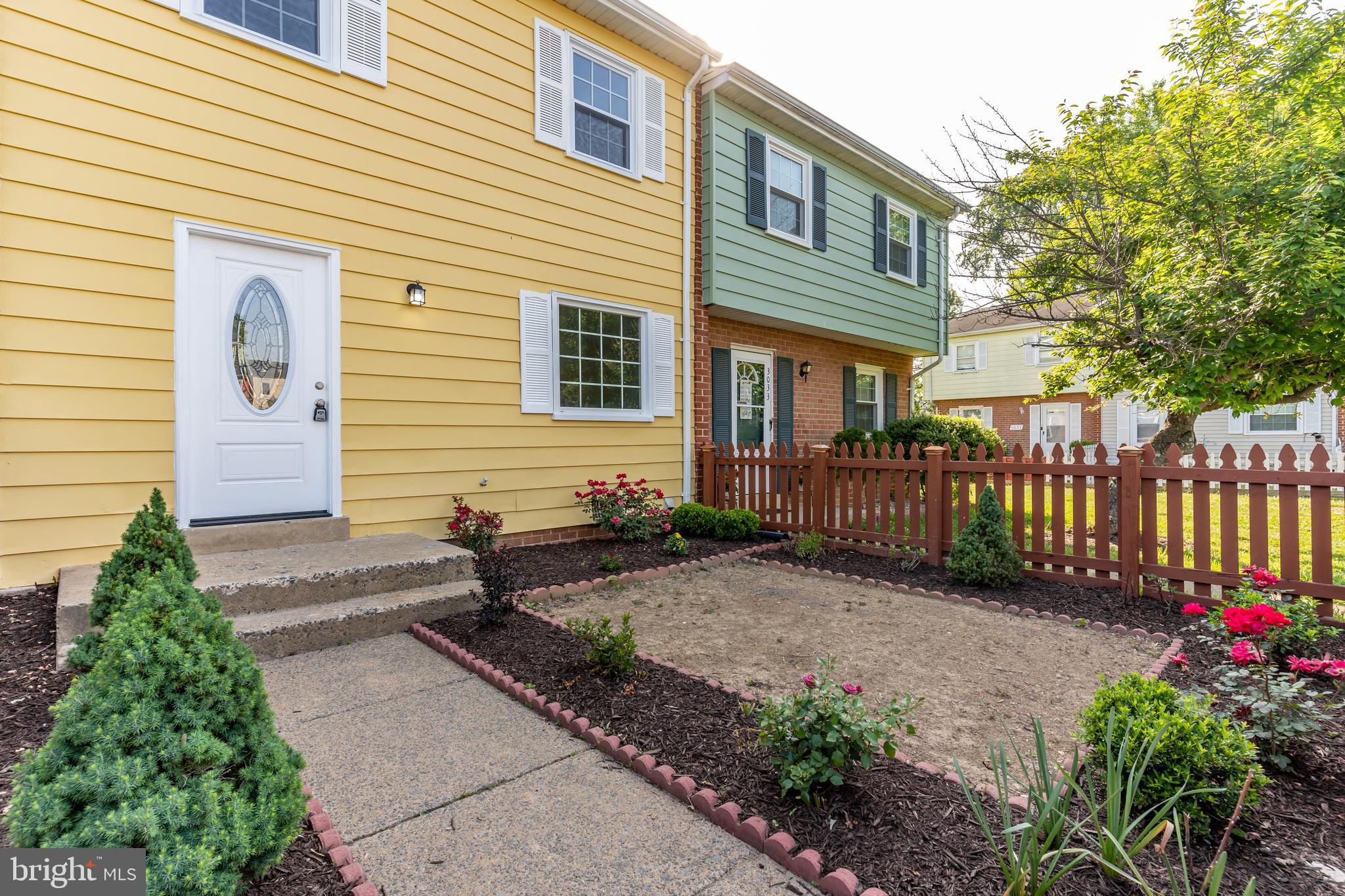 WILLIAMSTOWN - Residential