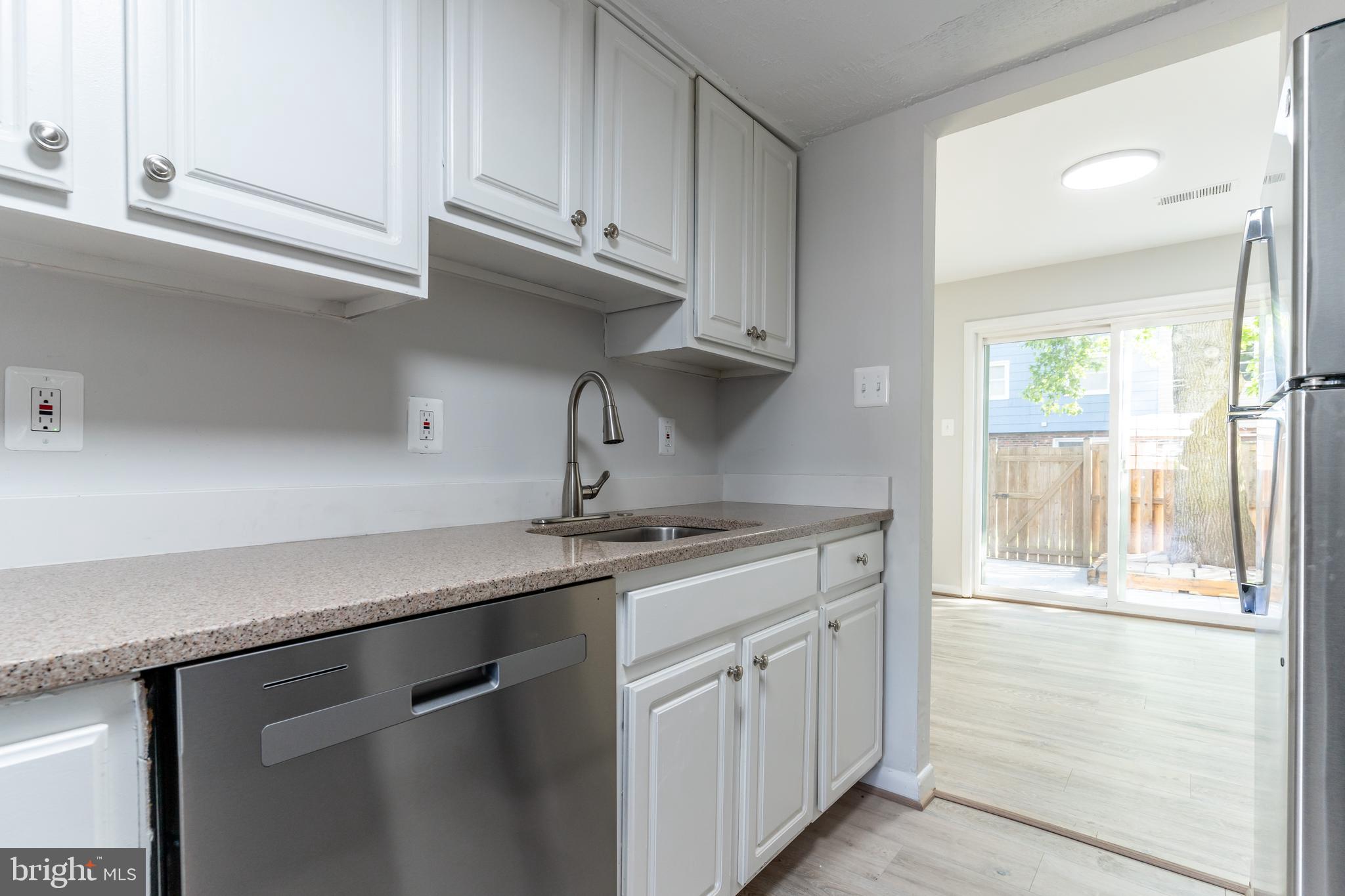 WILLIAMSTOWN - Residential