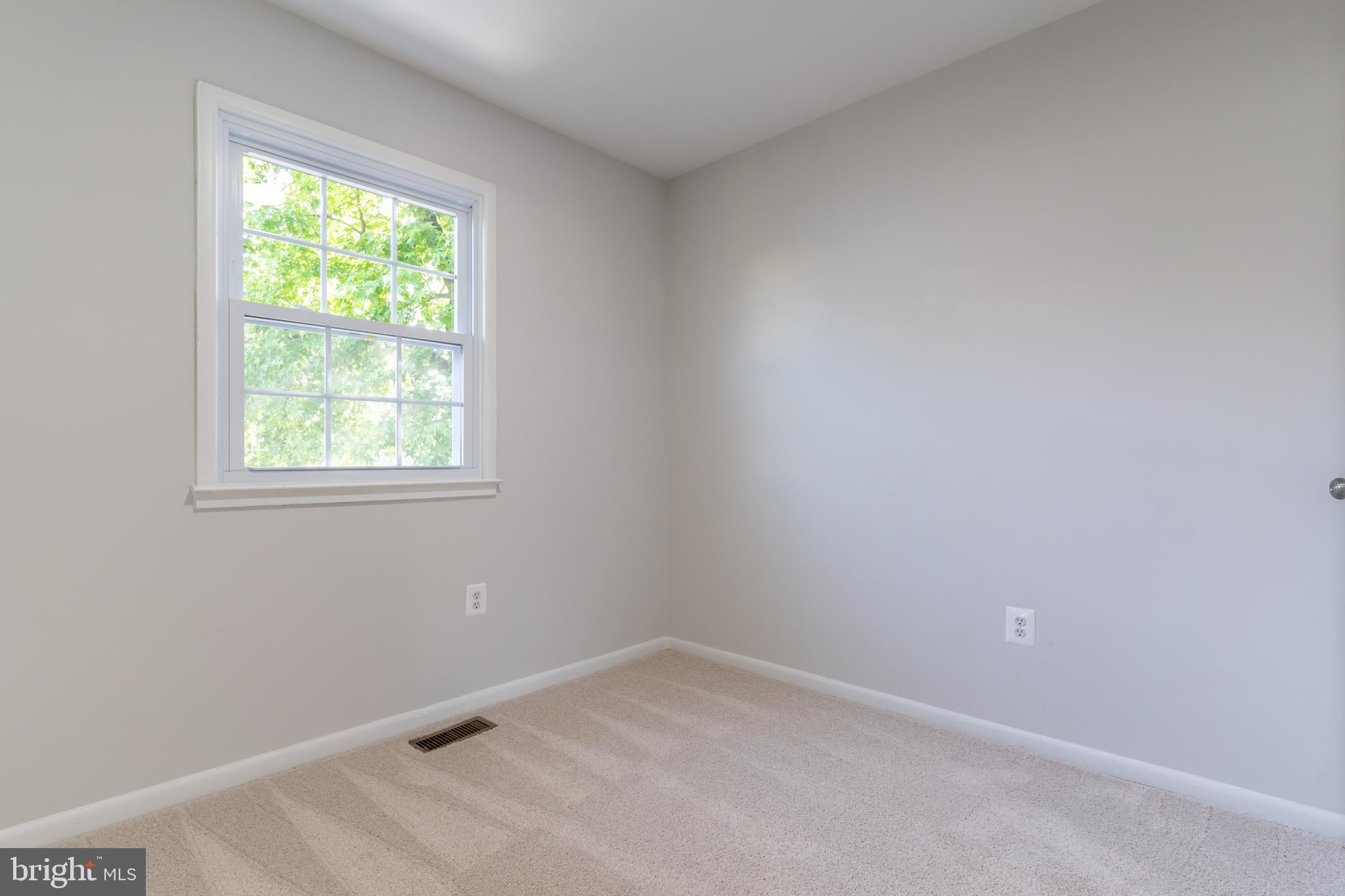 WILLIAMSTOWN - Residential