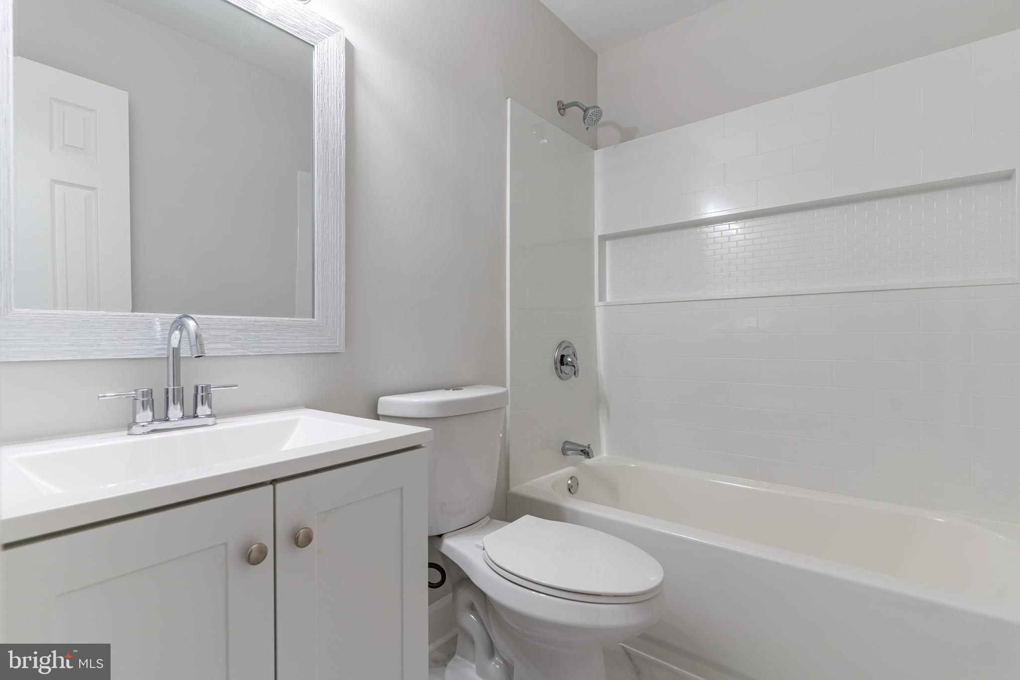 WILLIAMSTOWN - Residential