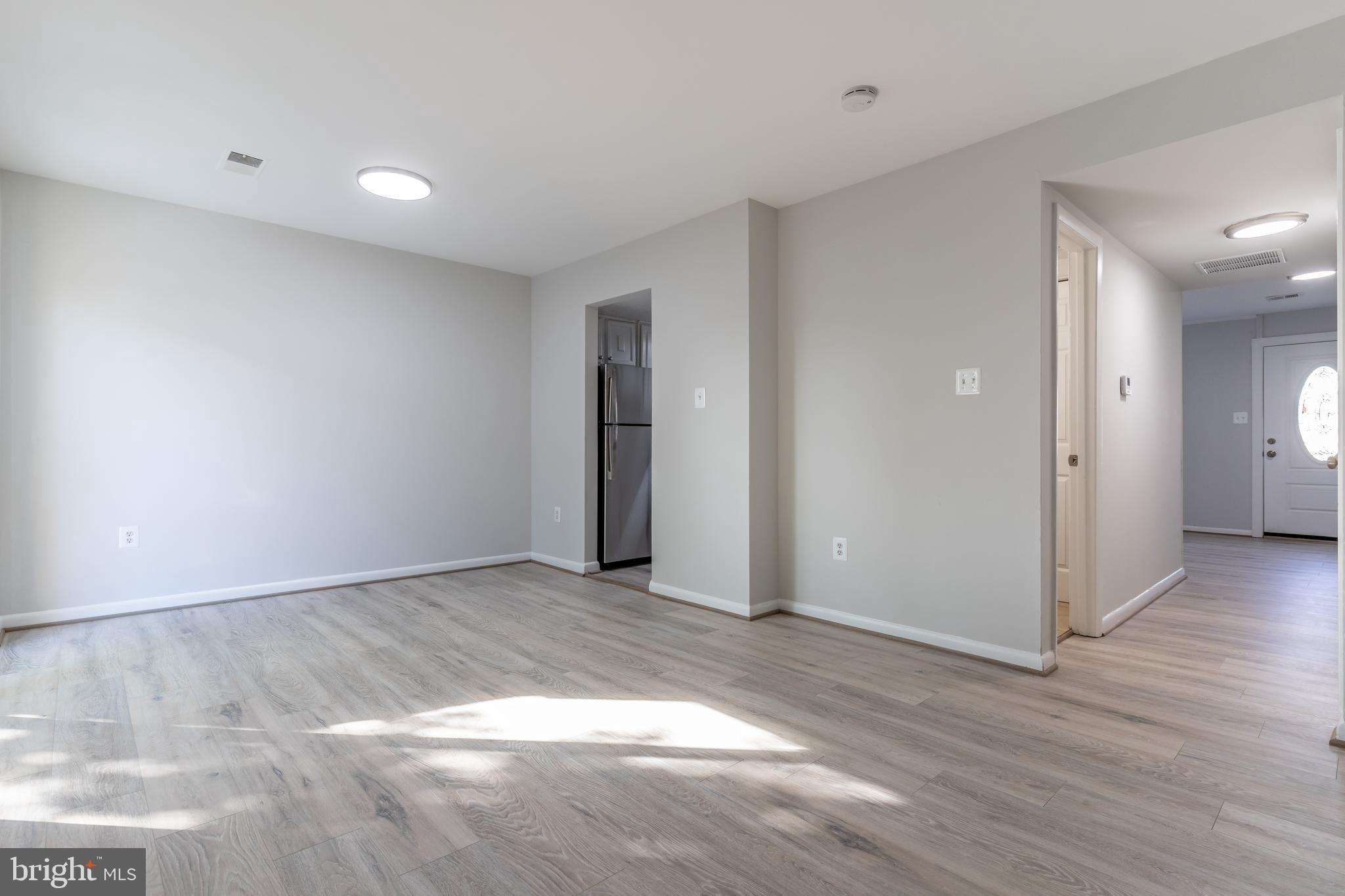 WILLIAMSTOWN - Residential