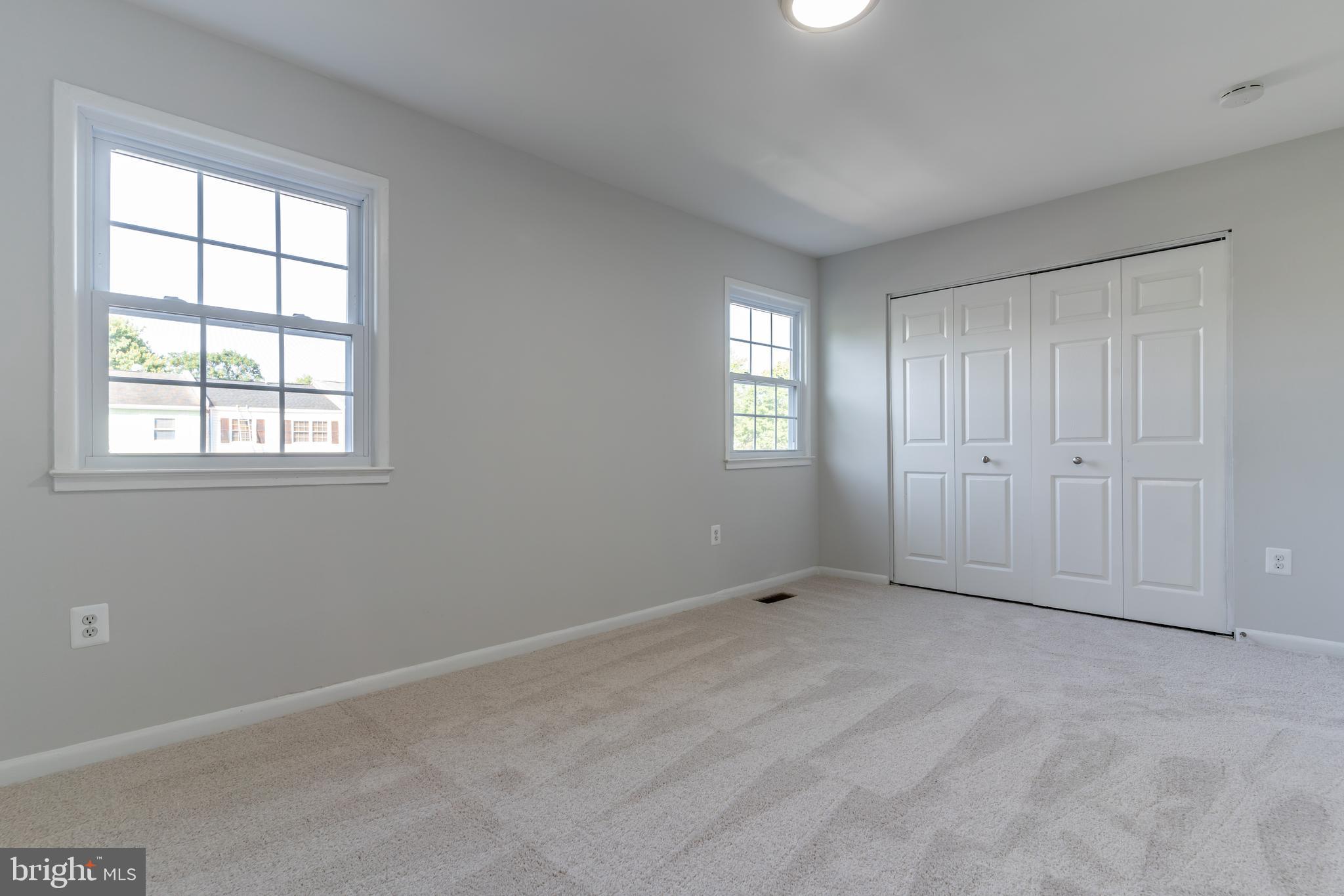 WILLIAMSTOWN - Residential