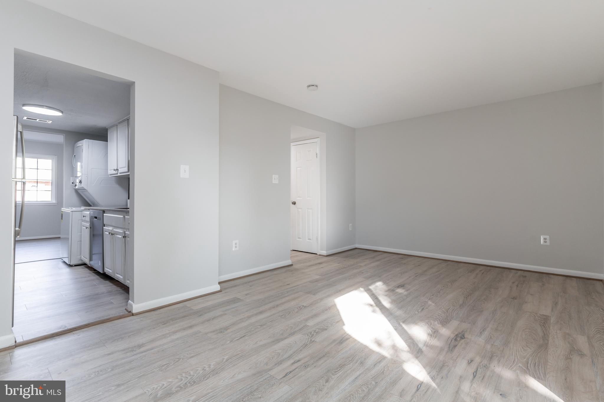 WILLIAMSTOWN - Residential