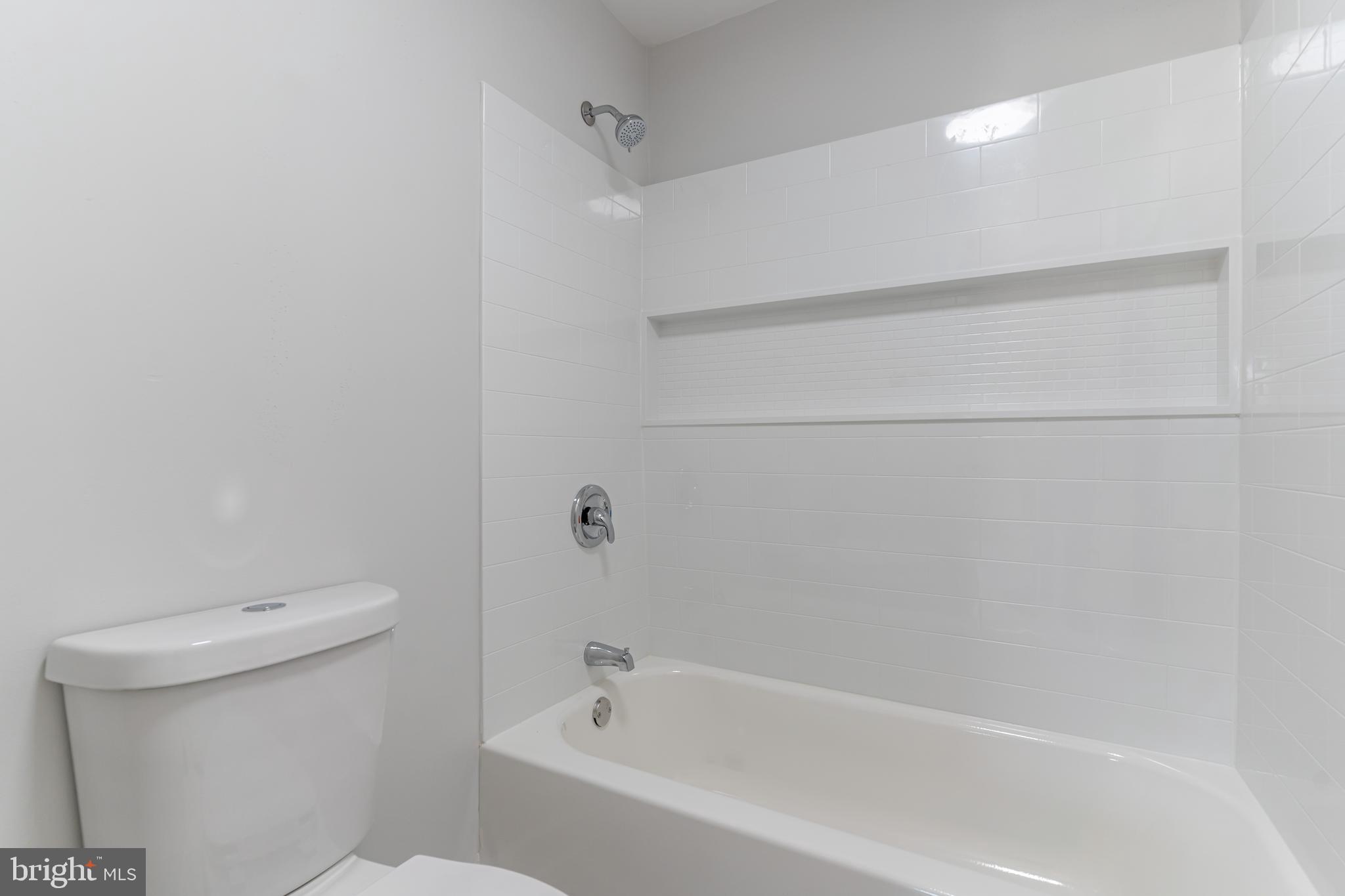 WILLIAMSTOWN - Residential