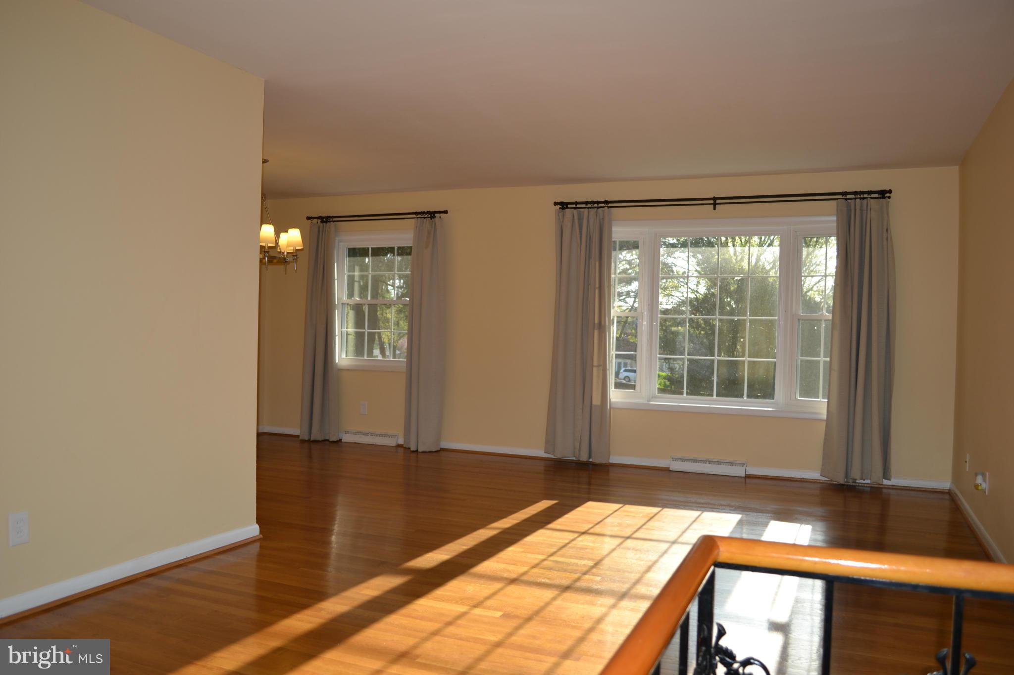 OAKLAWN - Residential Lease