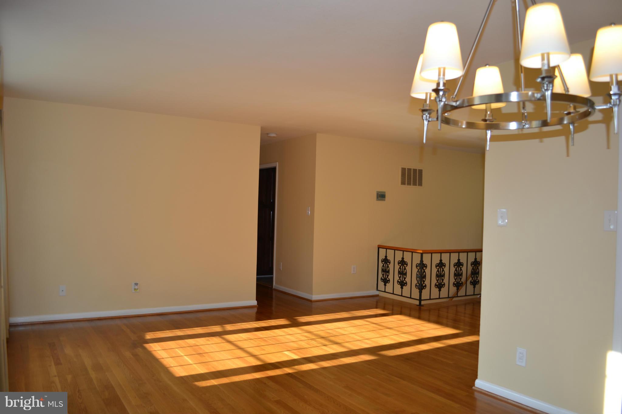 OAKLAWN - Residential Lease