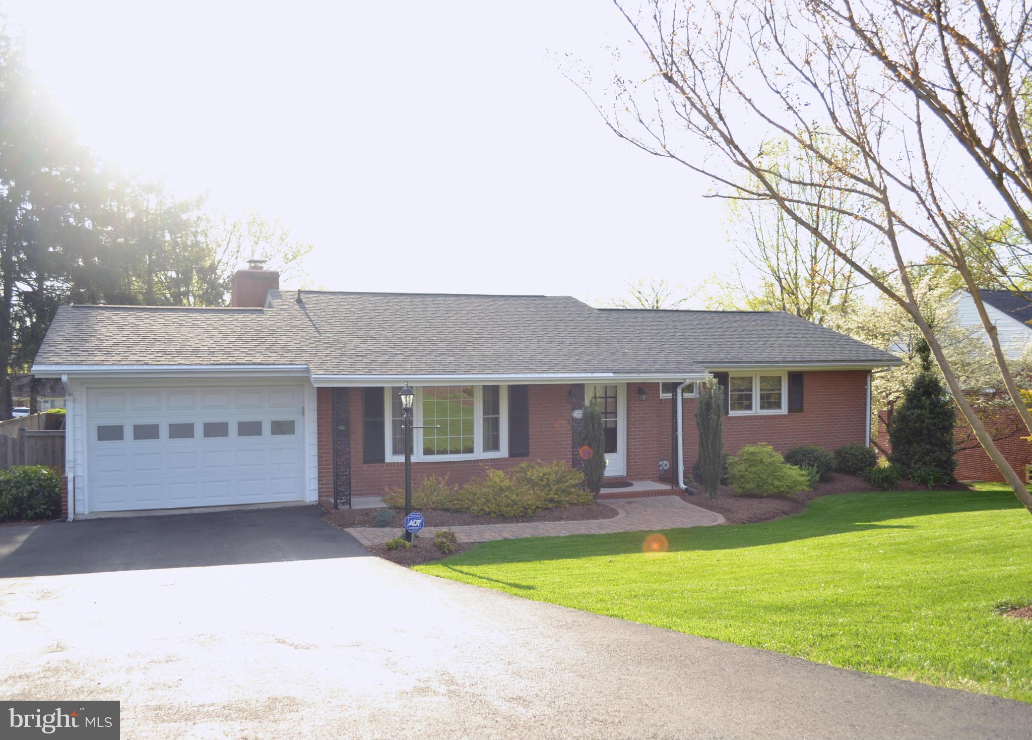 OAKLAWN - Residential Lease