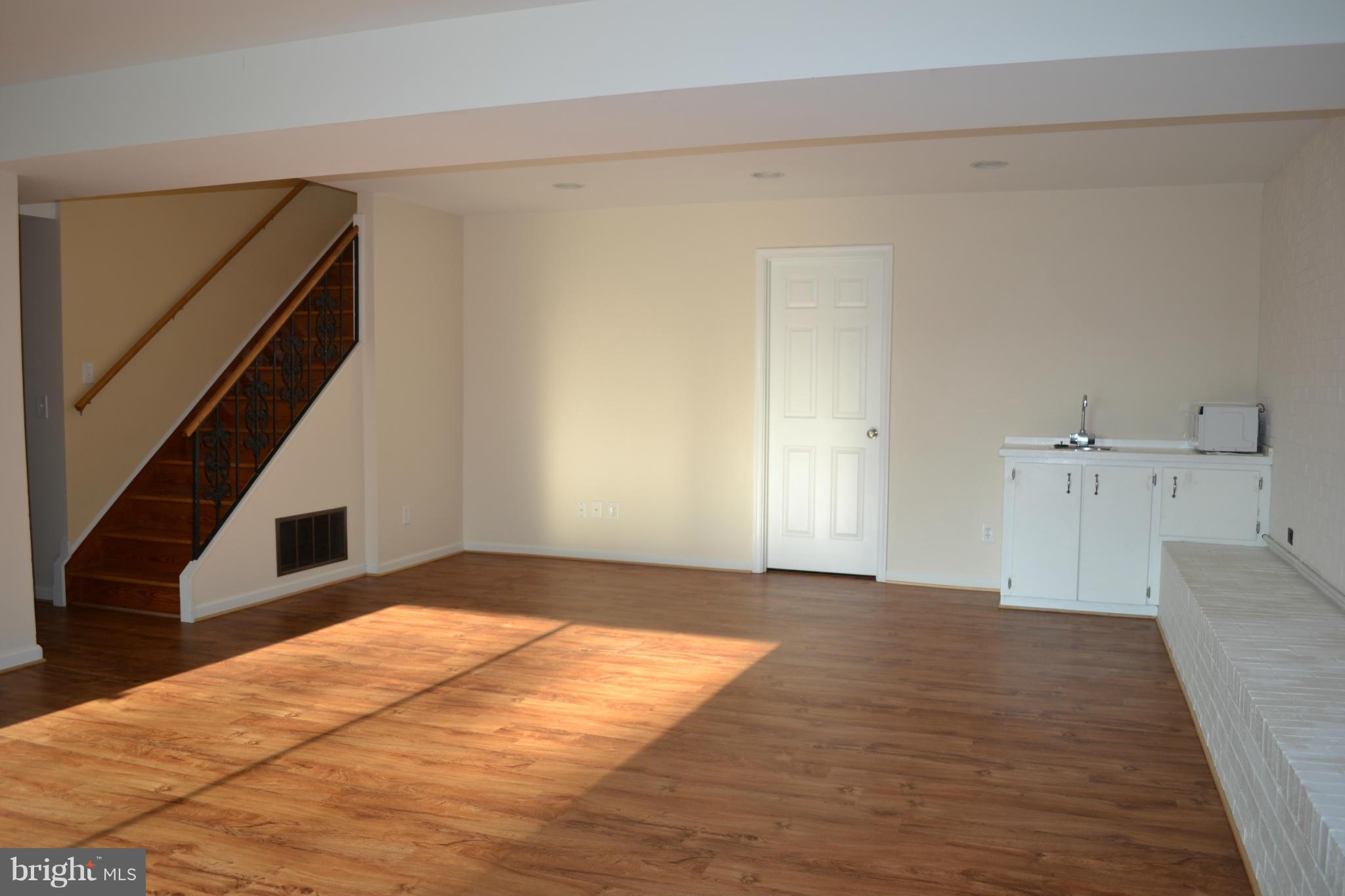 OAKLAWN - Residential Lease