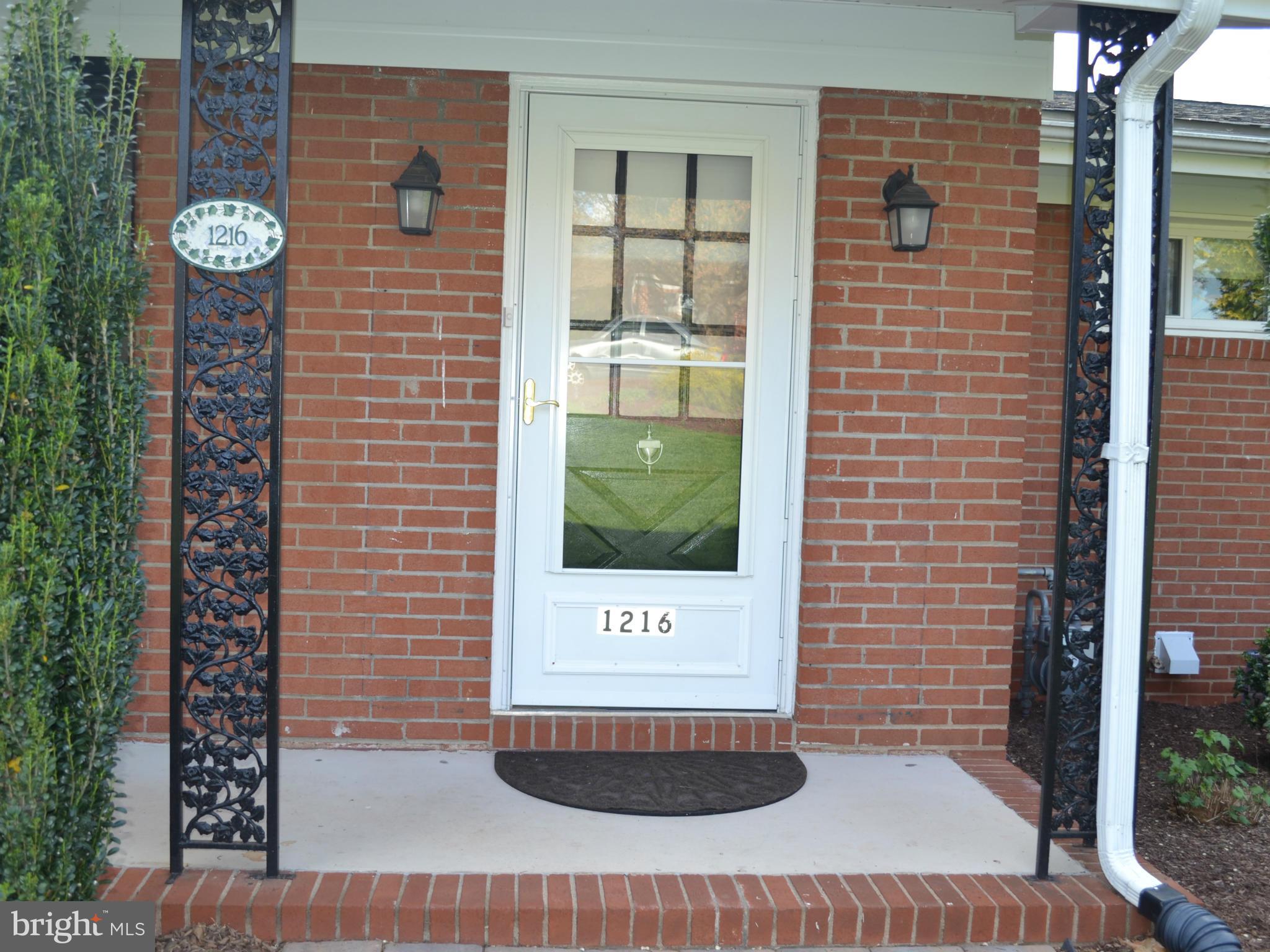 OAKLAWN - Residential Lease