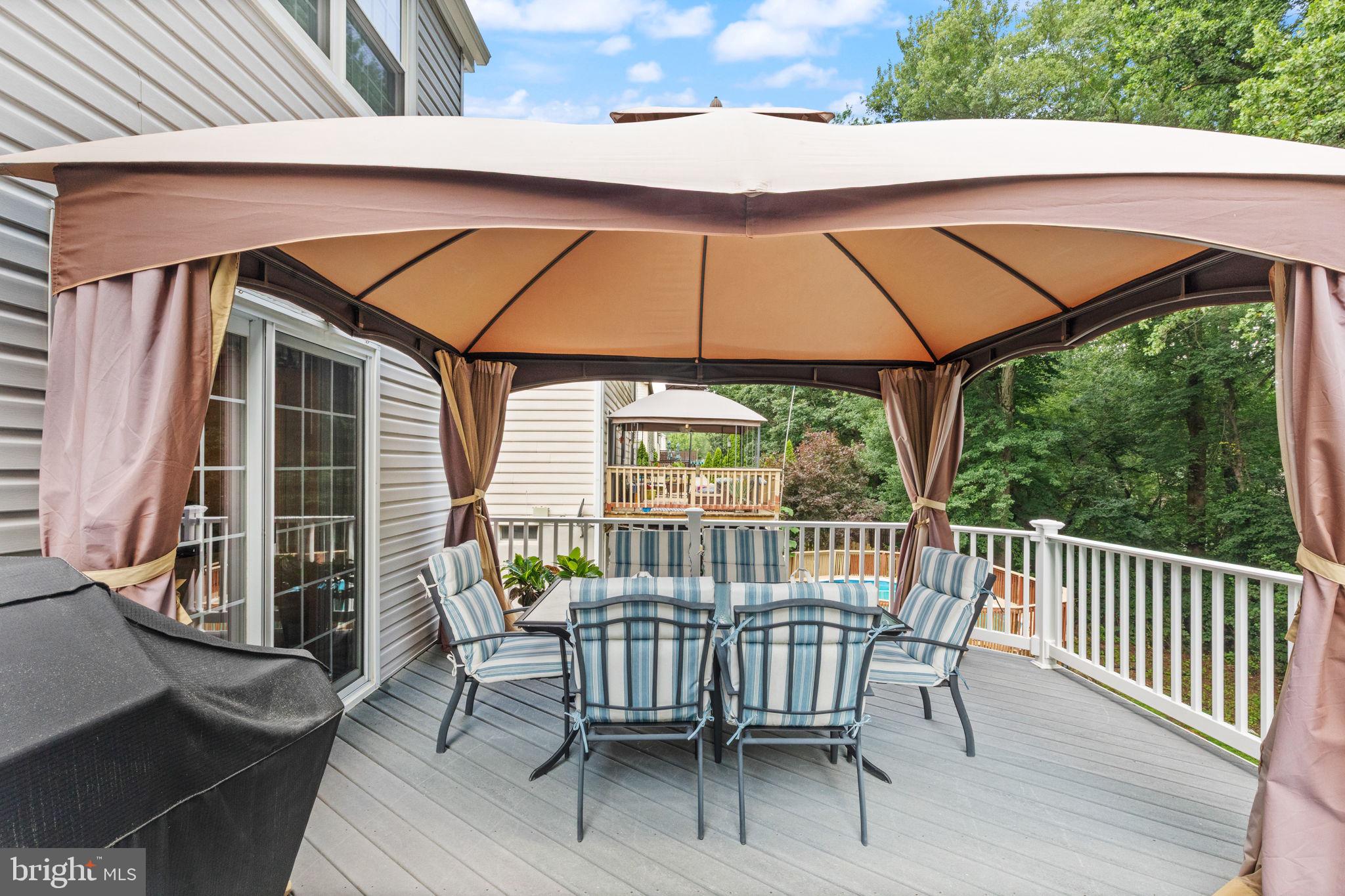 LAUREL VALLEY - Residential