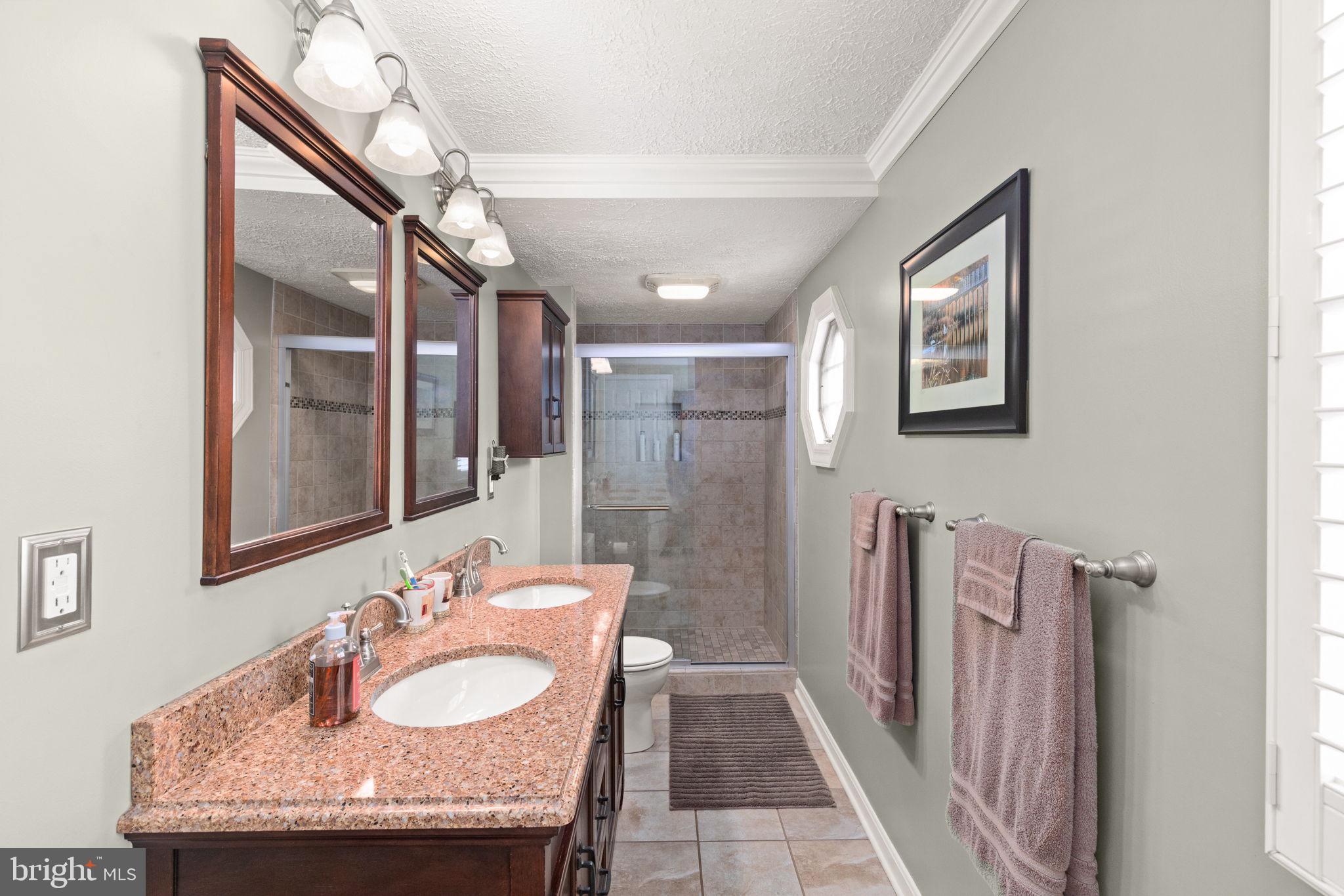 LAUREL VALLEY - Residential