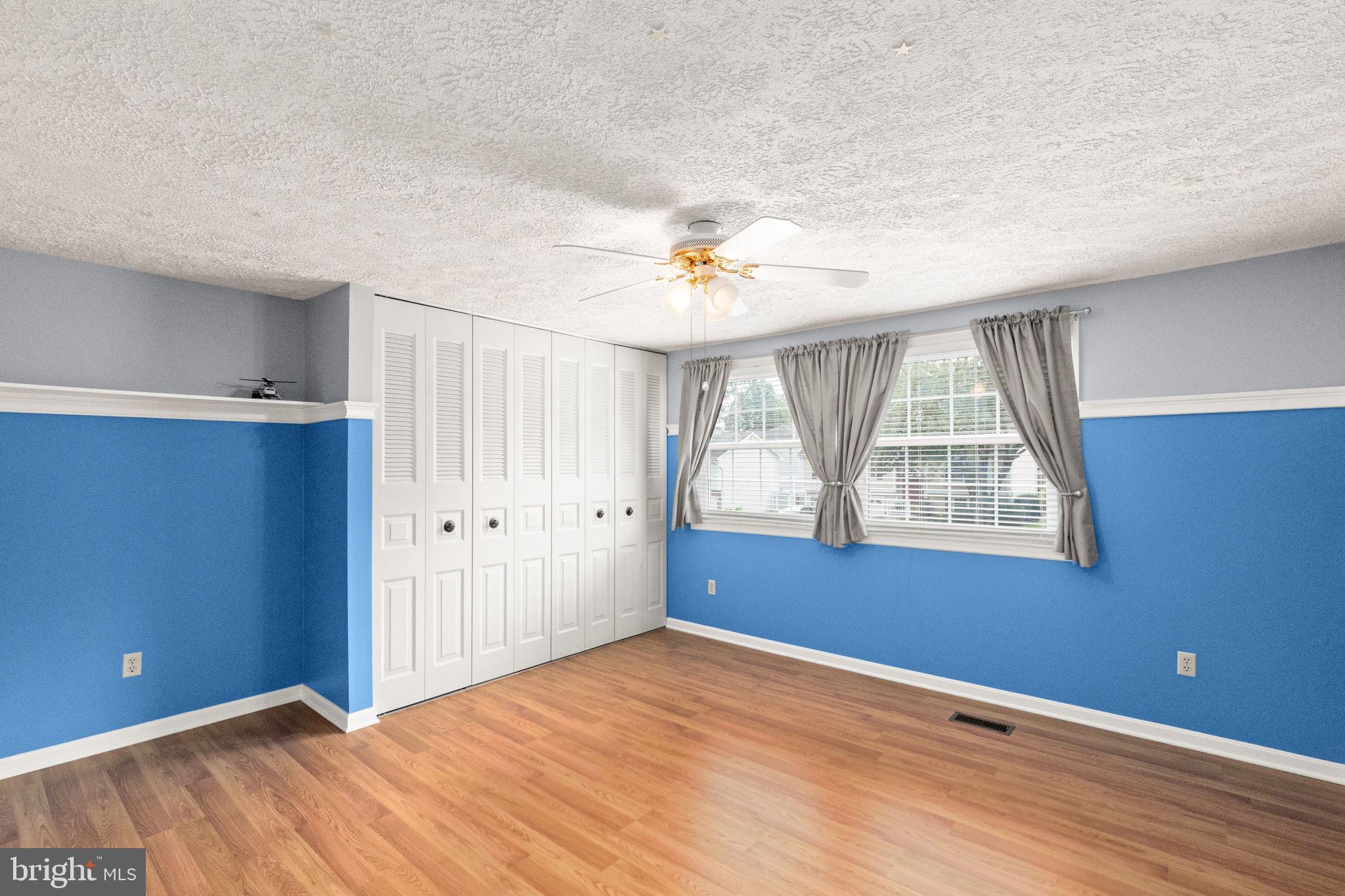 LAUREL VALLEY - Residential